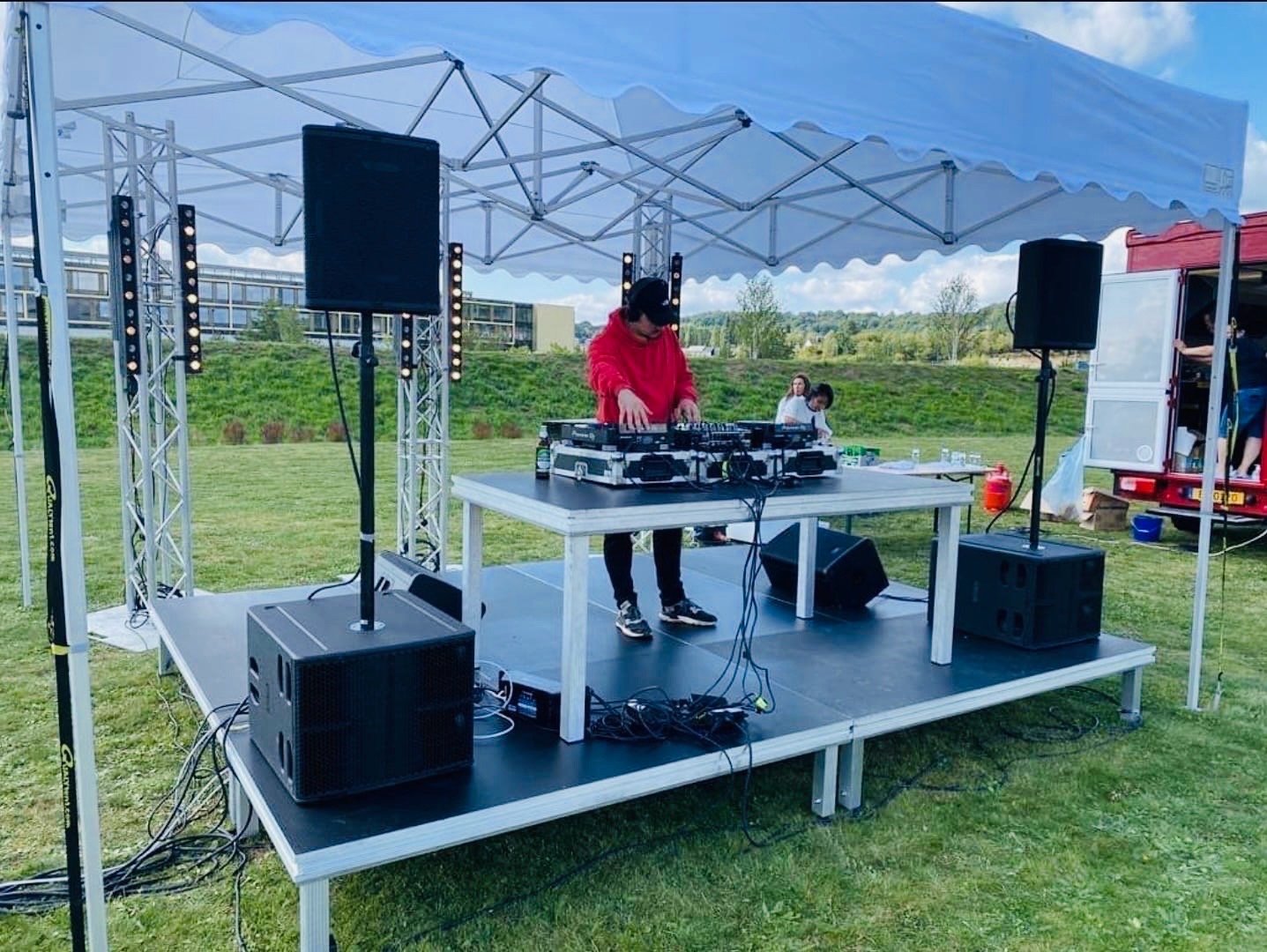 MCS Events speaker package rental being used for party in DMV area